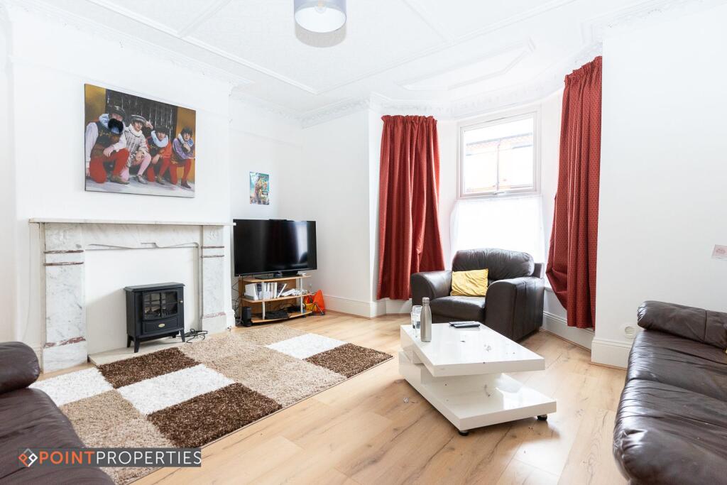5 bed Mid Terraced House for rent in Liverpool. From Point Properties - Liverpool 5 bed Mid Terraced House for rent in Liverpool. From Point Properties - Liverpool