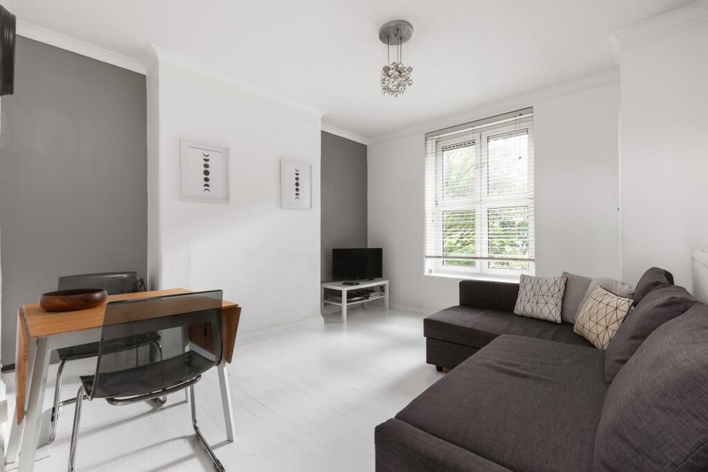 2 bed 1st Floor Flat for rent in London. From Portico - Battersea 2 bed 1st Floor Flat for rent in London. From Portico - Battersea