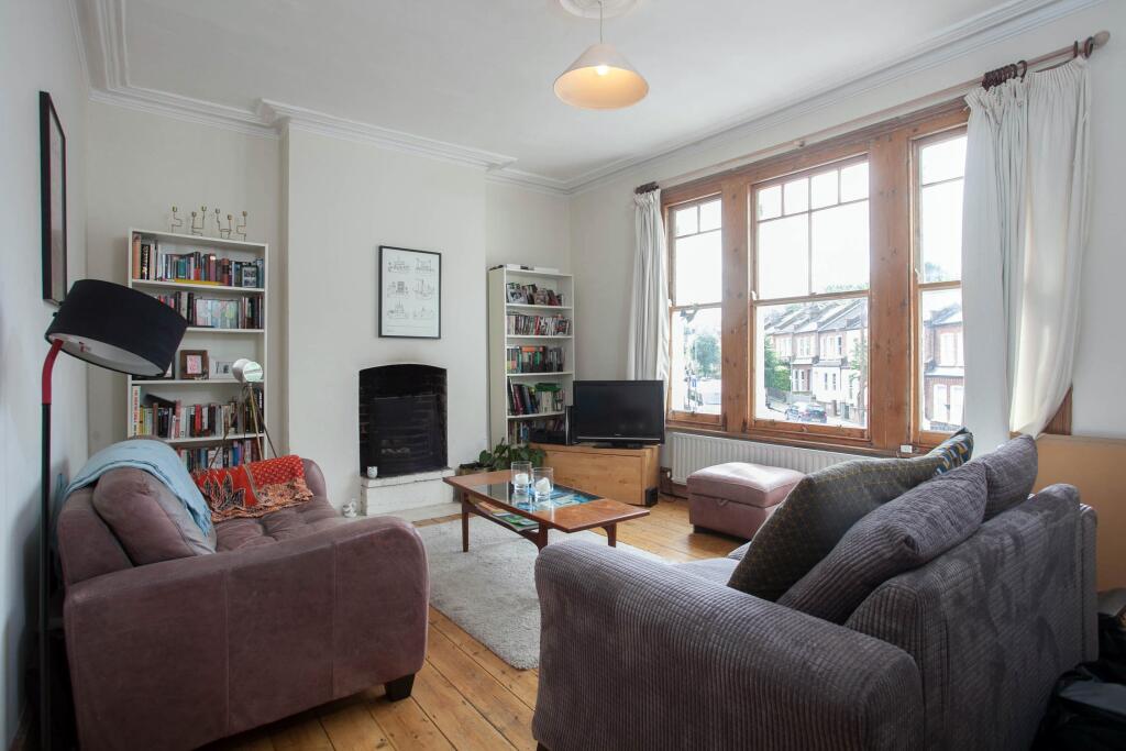 1 bed 1st Floor Flat for rent in Streatham. From Portico - Battersea 1 bed 1st Floor Flat for rent in Streatham. From Portico - Battersea