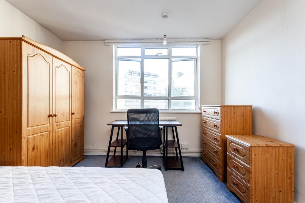 3 bed 1st Floor Flat for rent in London. From Portico - Bloomsbury