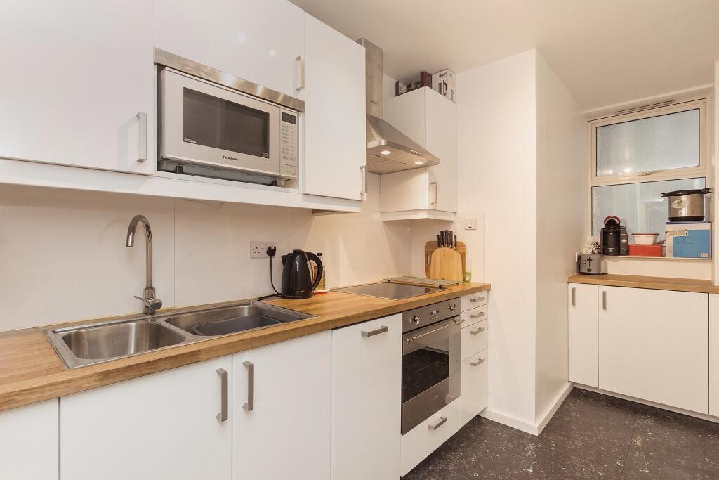 1 bed 1st Floor Flat for rent in London. From Portico - Bloomsbury