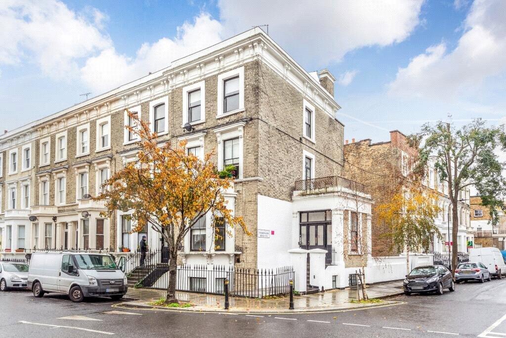 1 bed 1st Floor Flat for rent in London. From Portico - Fulham