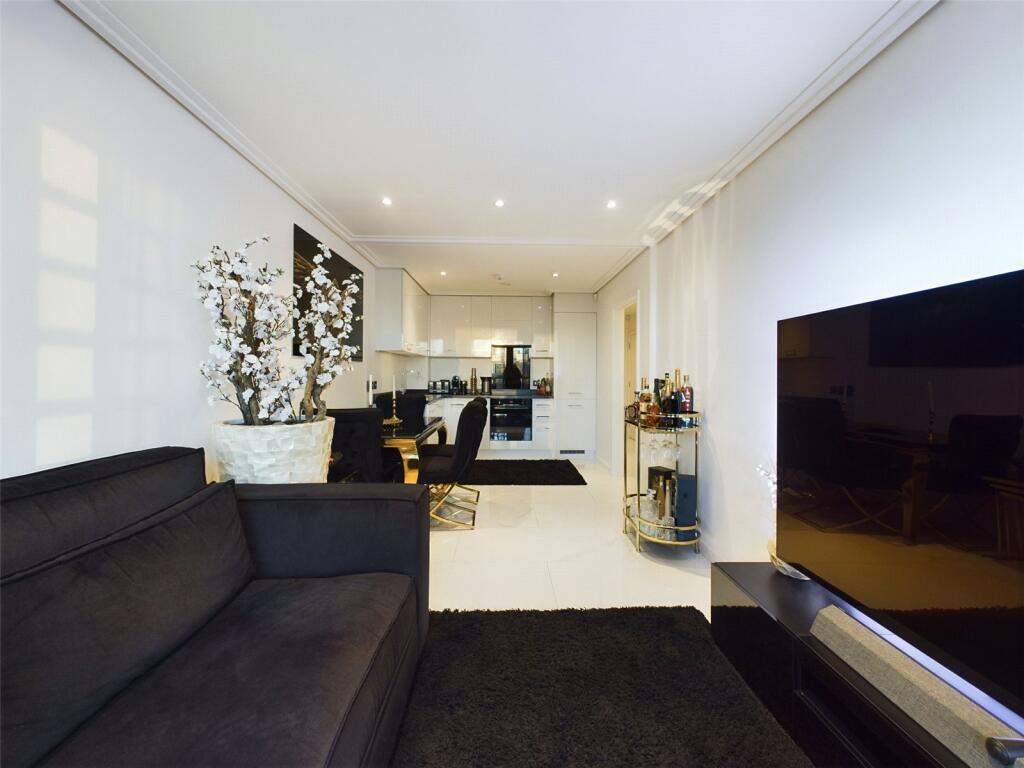 1 bed 1st Floor Flat for rent in Hammersmith. From Portico - Hammersmith