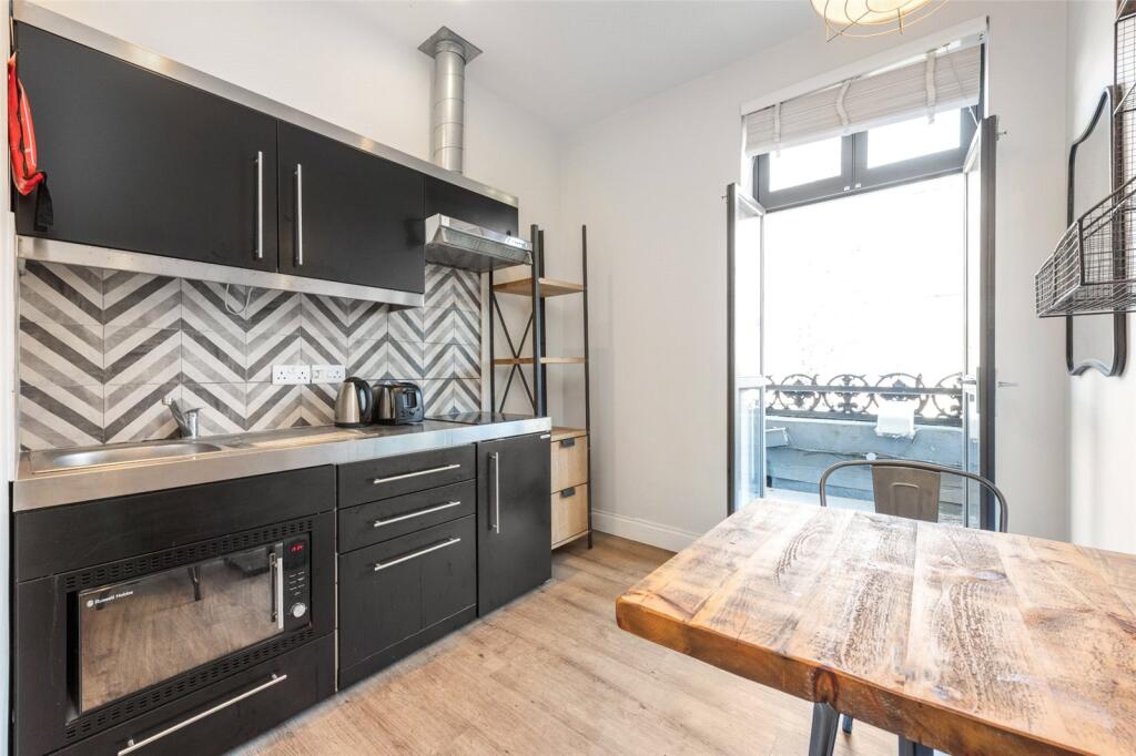 4 bed Studio for rent in Kensington. From Portico - Hammersmith 4 bed Studio for rent in Kensington. From Portico - Hammersmith
