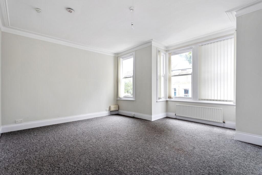 1 bed 1st Floor Flat for rent in London. From Portico - Hammersmith