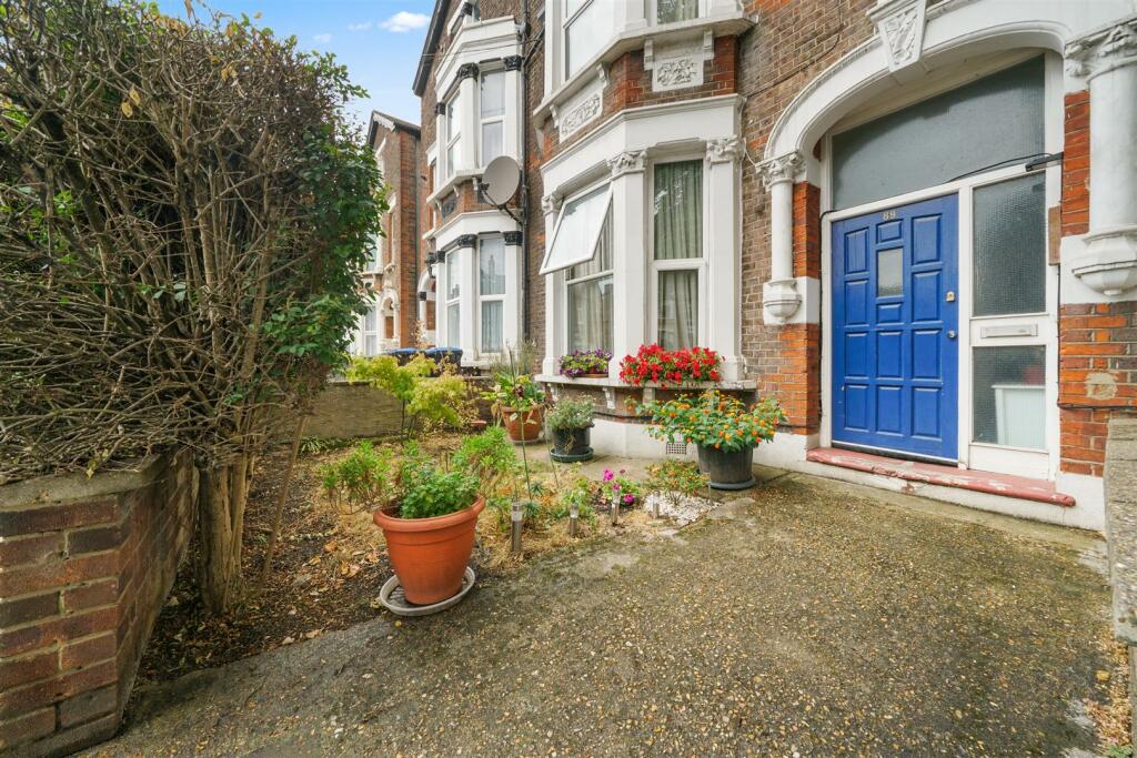 1 bed Flat for rent in London. From Portland Estate & Lettings Agents