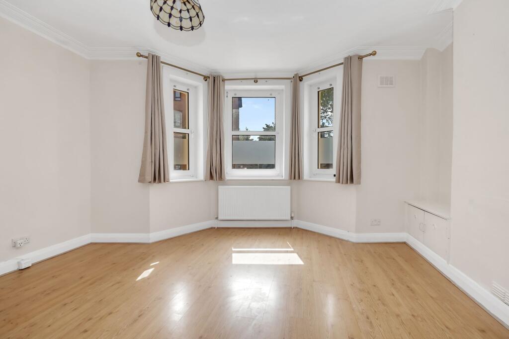 2 bed 1st Floor Flat for rent in Willesden. From Portland Estate Agents - London