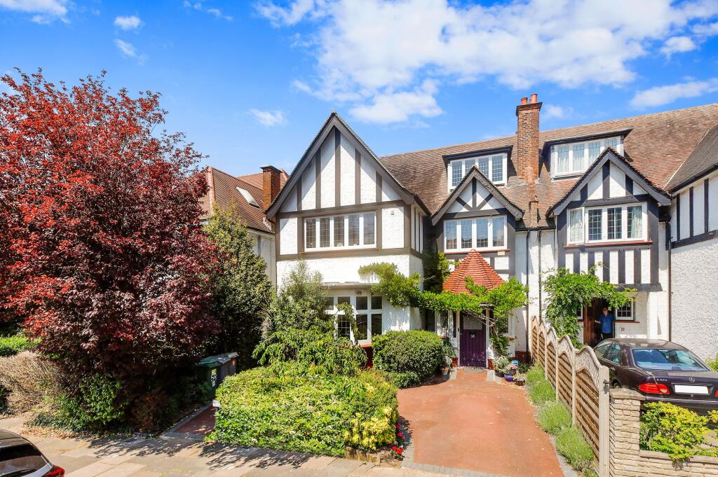 1 bed 1st Floor Flat for rent in London. From Portland Estate Agents - London 1 bed 1st Floor Flat for rent in London. From Portland Estate Agents - London