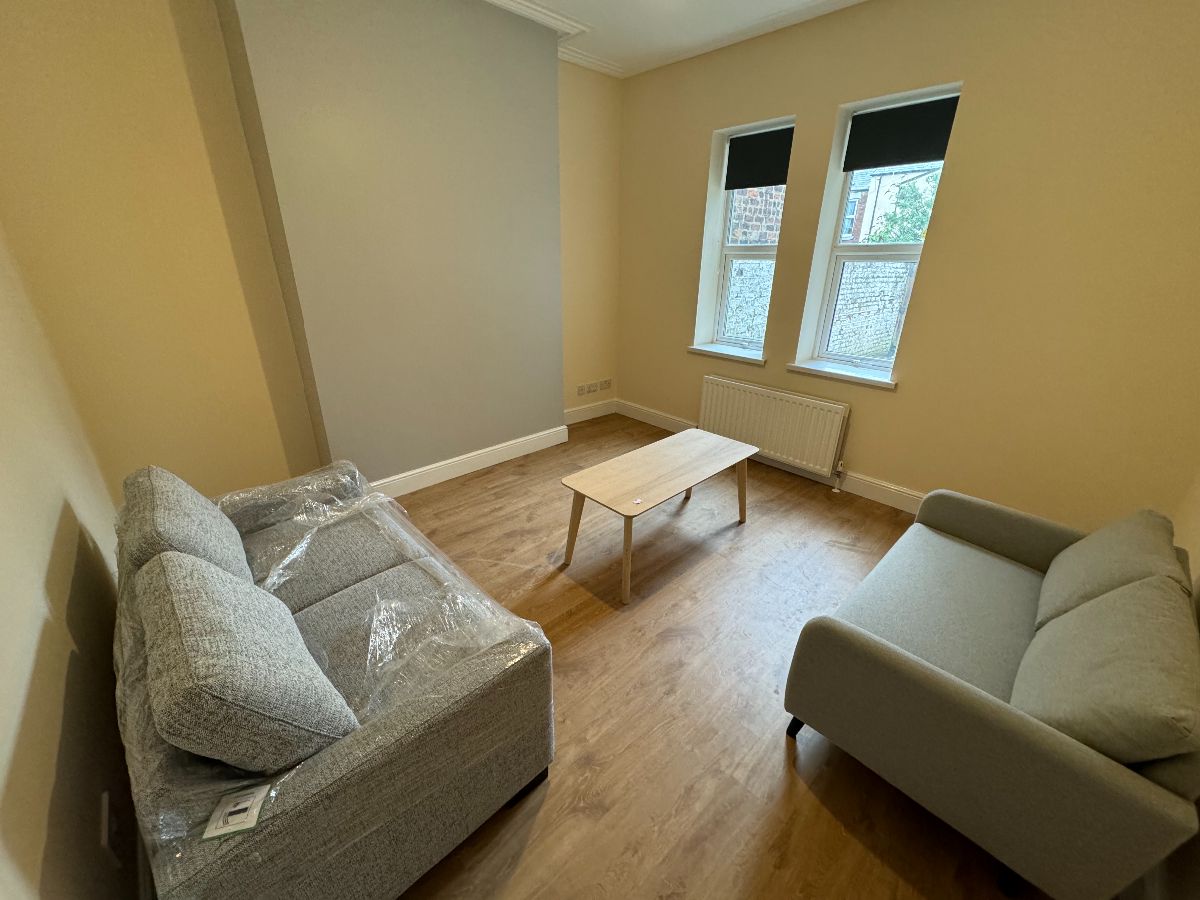 5 bed Mid Terraced House for rent in Newcastle upon Tyne. From Portland Residential