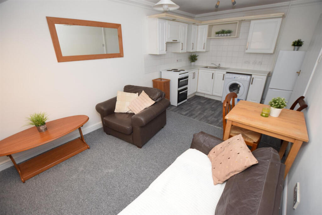1 bed Apartment for rent in Mackworth. From Professional Properties - Derby