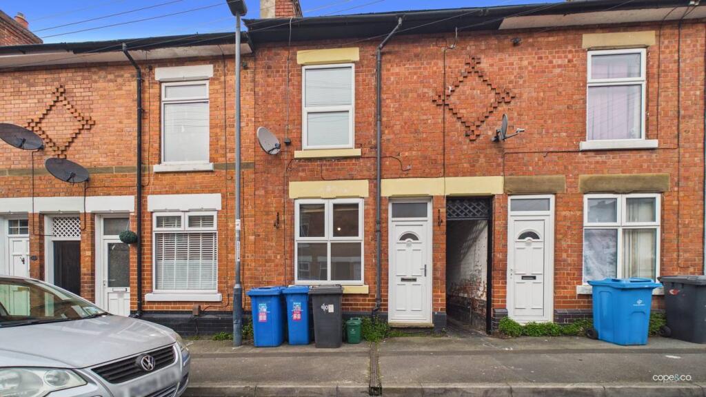 2 bed Mid Terraced House for rent in Derby. From Professional Properties - Derby