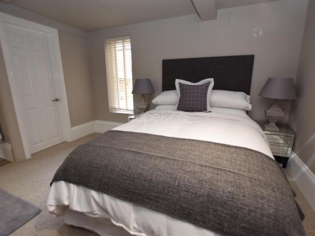 2 bed Apartment for rent in Derby. From Professional Properties - Derby