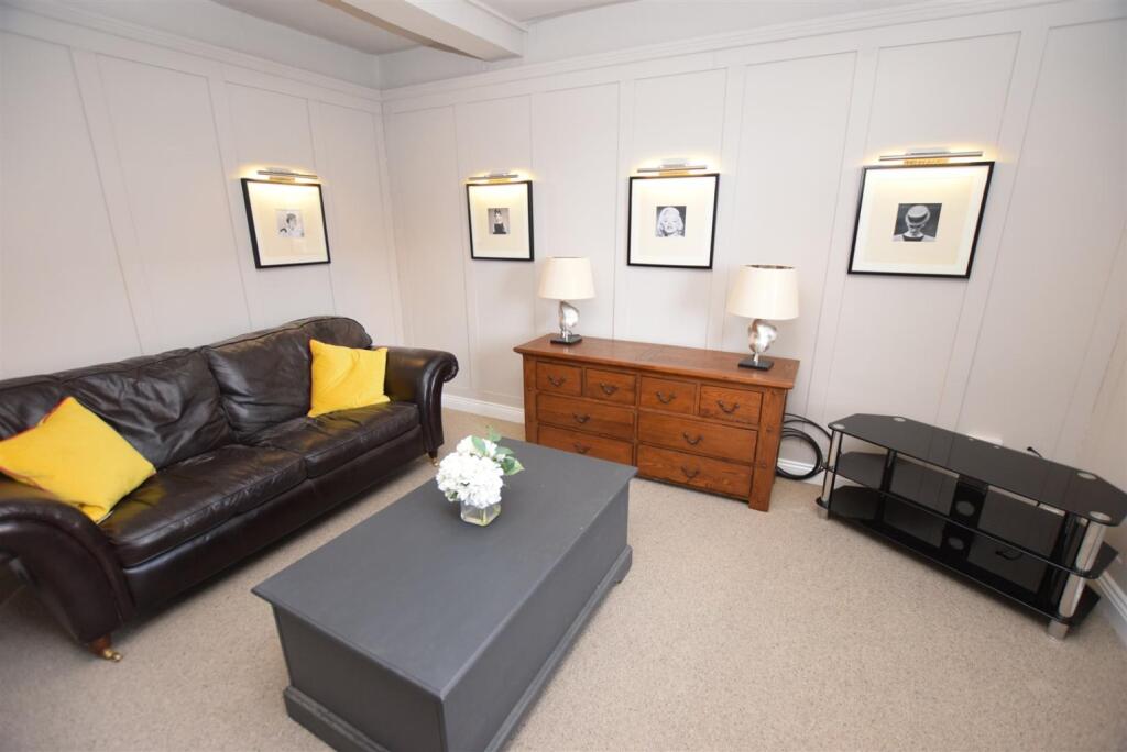 1 bed Apartment for rent in Derby. From Professional Properties - Derby