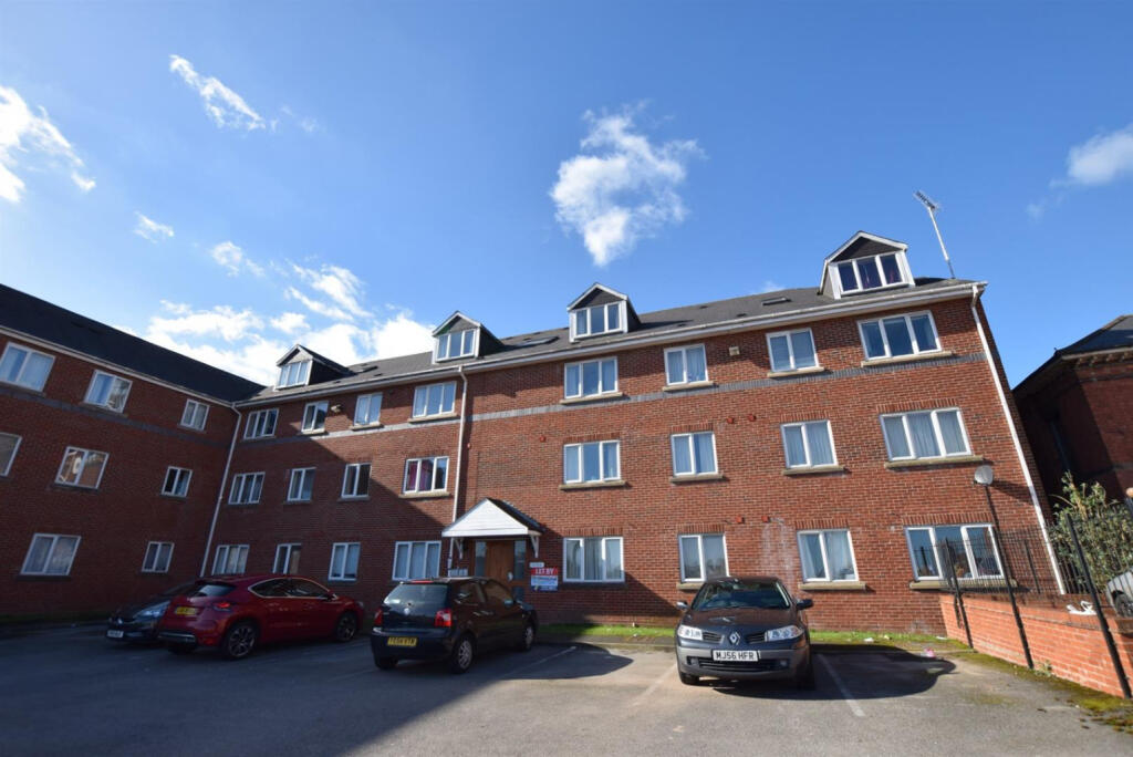 2 bed Apartment for rent in Mackworth. From Professional Properties - Derby