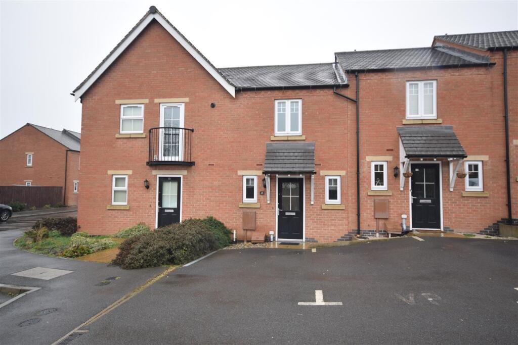 2 bed Mid Terraced House for rent in High Cross Bank. From Professional Properties - Derby