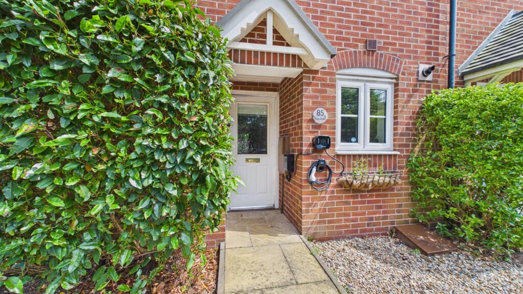 4 bed Town House for rent in Hilton. From Professional Properties - Derby