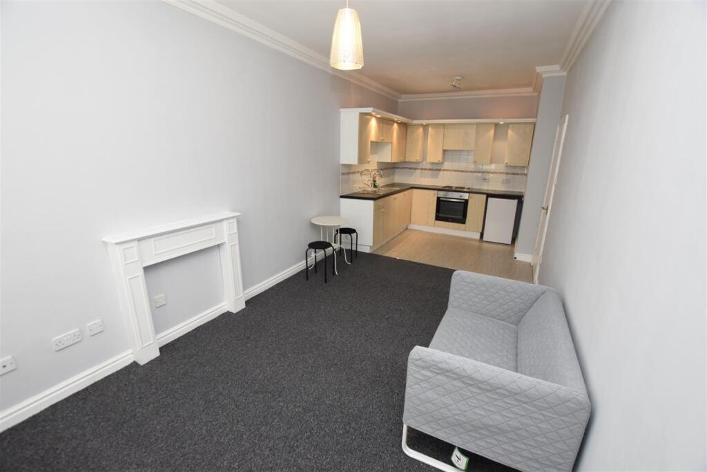 1 bed 1st Floor Flat for rent in Mackworth. From Professional Properties - Derby 1 bed 1st Floor Flat for rent in Mackworth. From Professional Properties - Derby