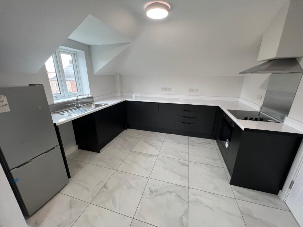 2 bed Apartment for rent in Ripley. From Professional Properties - Derby