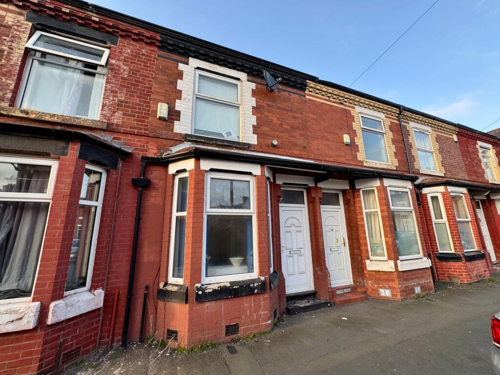 3 bed Mid Terraced House for rent in Manchester. From Property Genius - Manchester