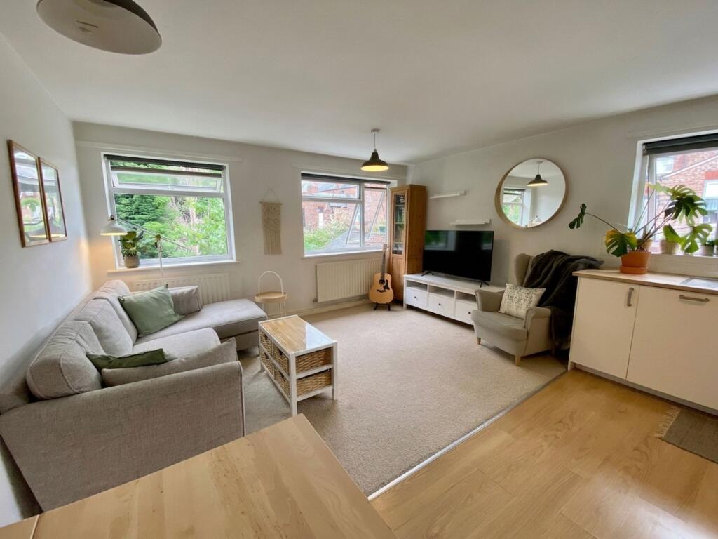 2 bed Apartment for rent in Stretford. From Property Genius - Manchester