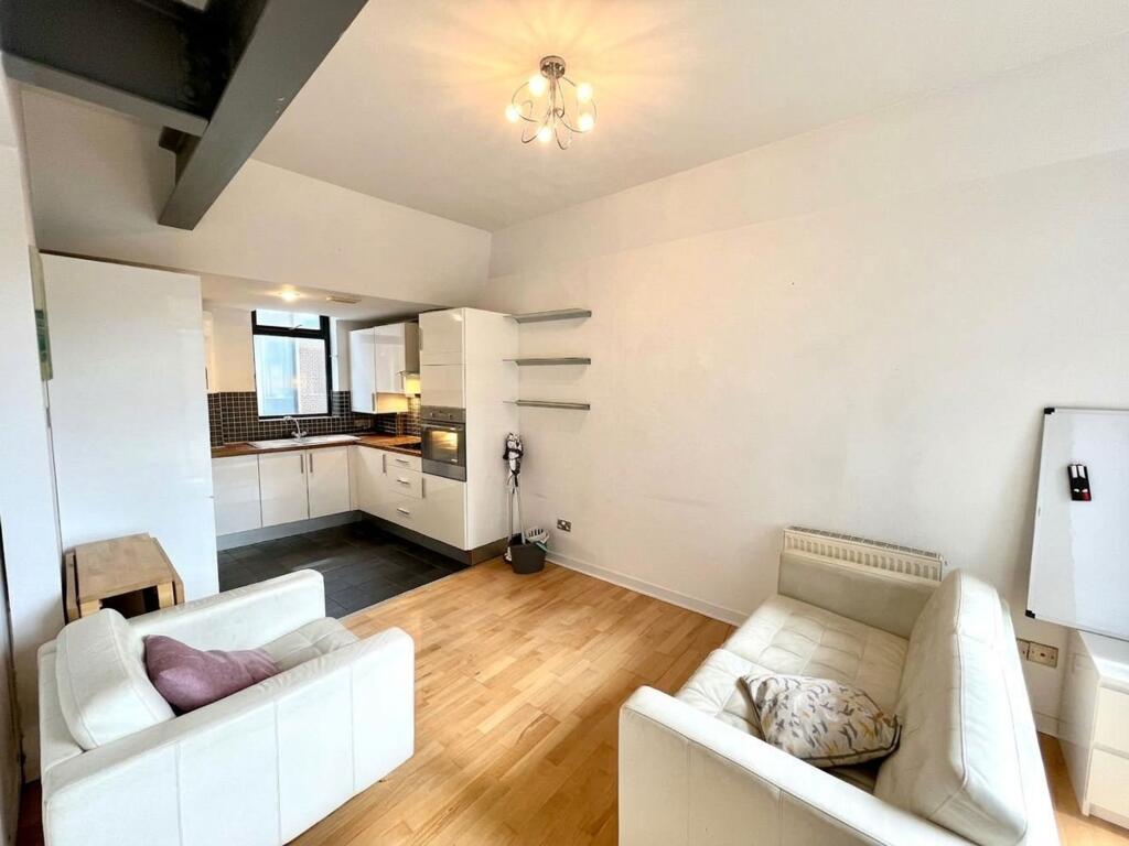 2 bed Apartment for rent in Manchester. From Property Genius - Manchester