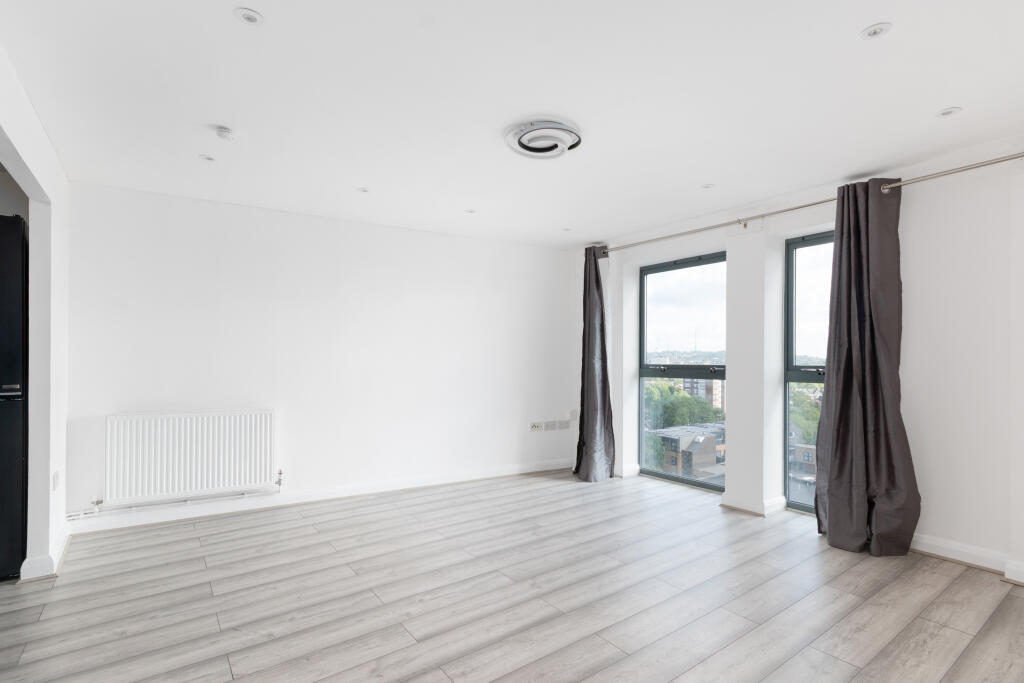 3 bed Apartment for rent in Croydon. From Property People - London 3 bed Apartment for rent in Croydon. From Property People - London