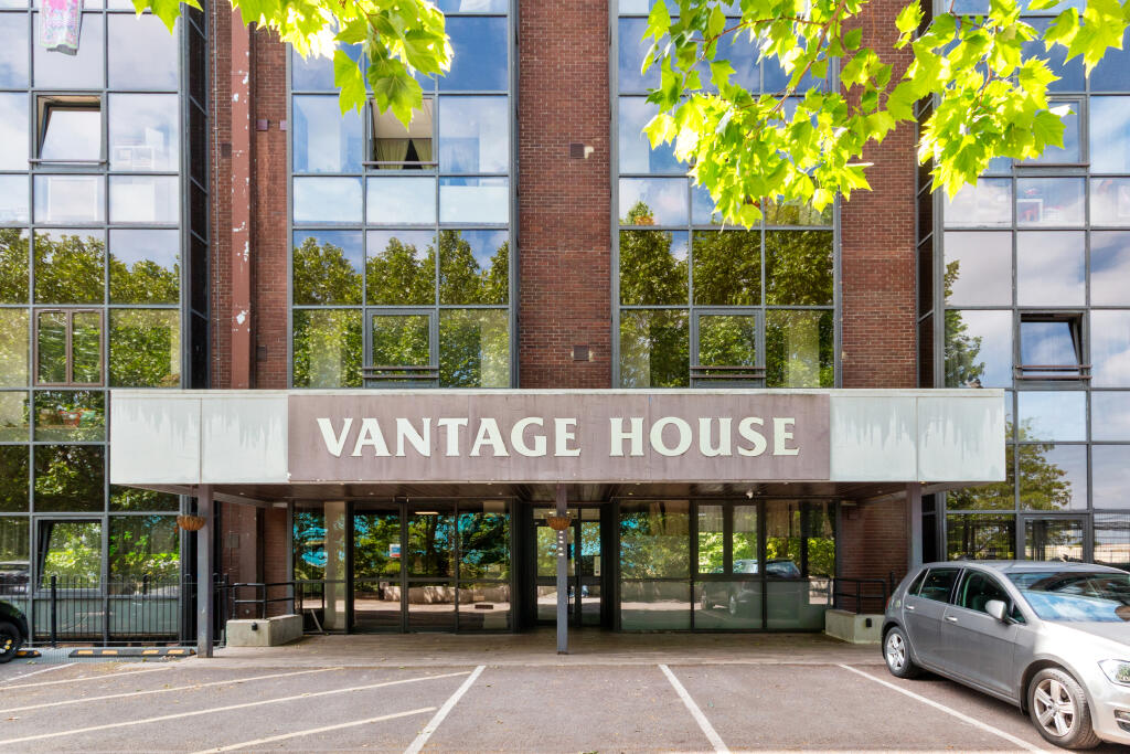 1 bed Apartment for rent in Wimbledon. From Property People - London 1 bed Apartment for rent in Wimbledon. From Property People - London