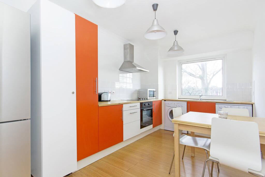 3 bed 1st Floor Flat for rent in Barnes. From Property People - London