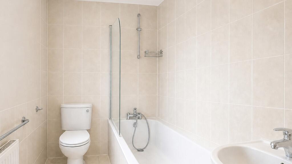 2 bed 1st Floor Flat for rent in Croydon. From Property People - London