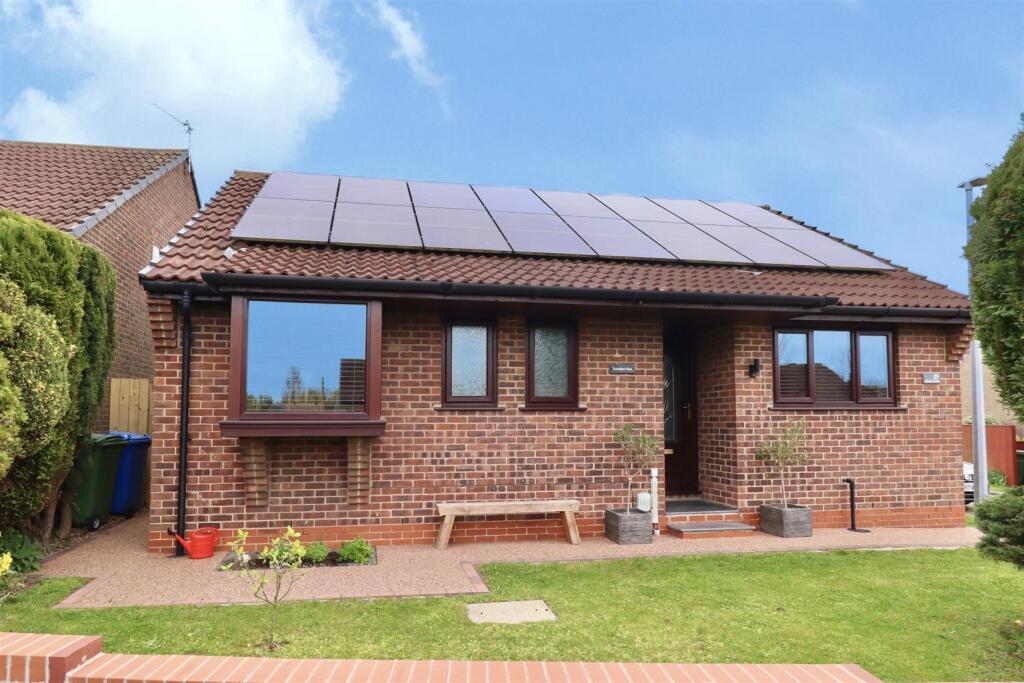 2 bed Detached bungalow for rent in North Cave. From Clubleys - Brough