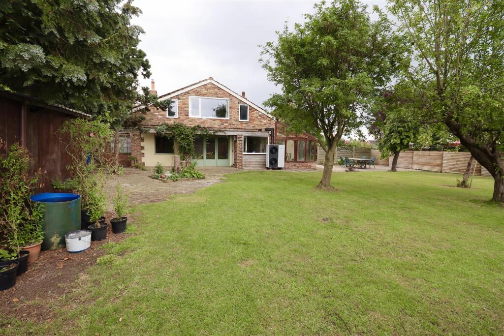 4 bed Detached for rent in Beverley. From Clubleys - Brough 4 bed Detached for rent in Beverley. From Clubleys - Brough