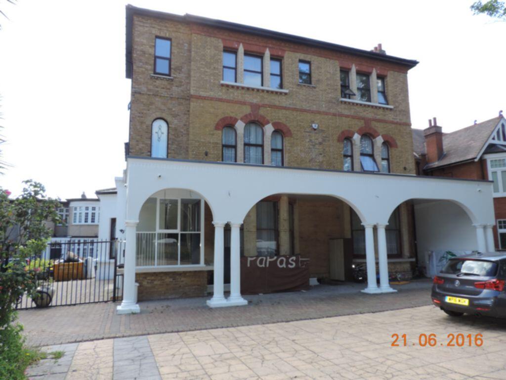 1 bed House Share for rent in Wanstead. From R L Morris Estate Agents - South Woodford 1 bed House Share for rent in Wanstead. From R L Morris Estate Agents - South Woodford