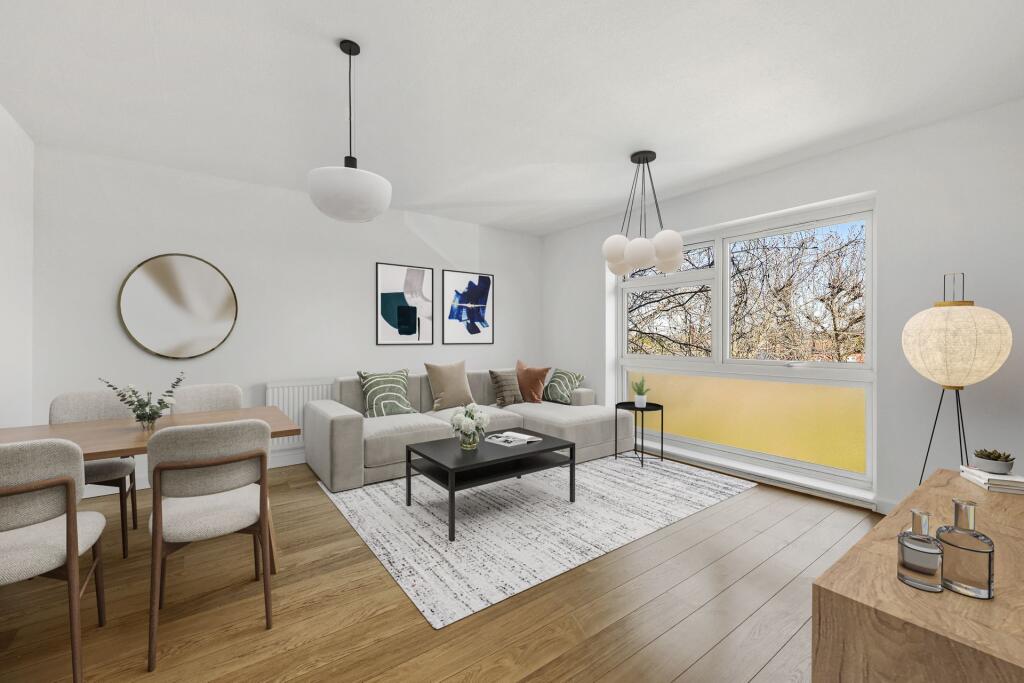 4 bed Apartment for rent in Chigwell. From R L Morris Estate Agents - South Woodford