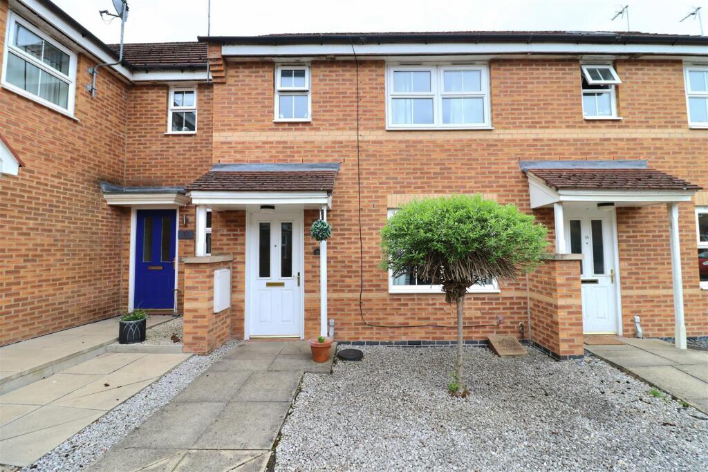 3 bed Mid Terraced House for rent in Market Weighton. From Clubleys - Market Weighton