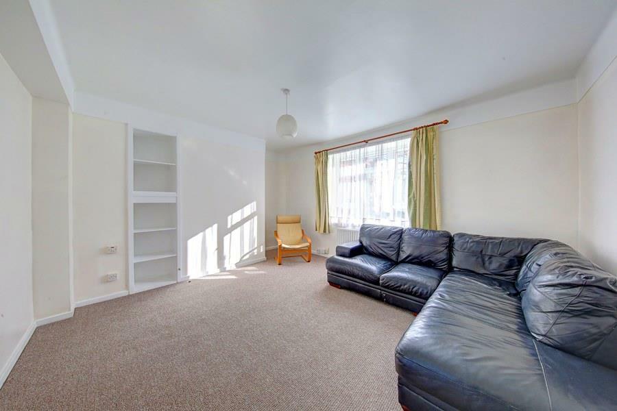 2 bed Apartment for rent in Streatham. From Rampton Baseley