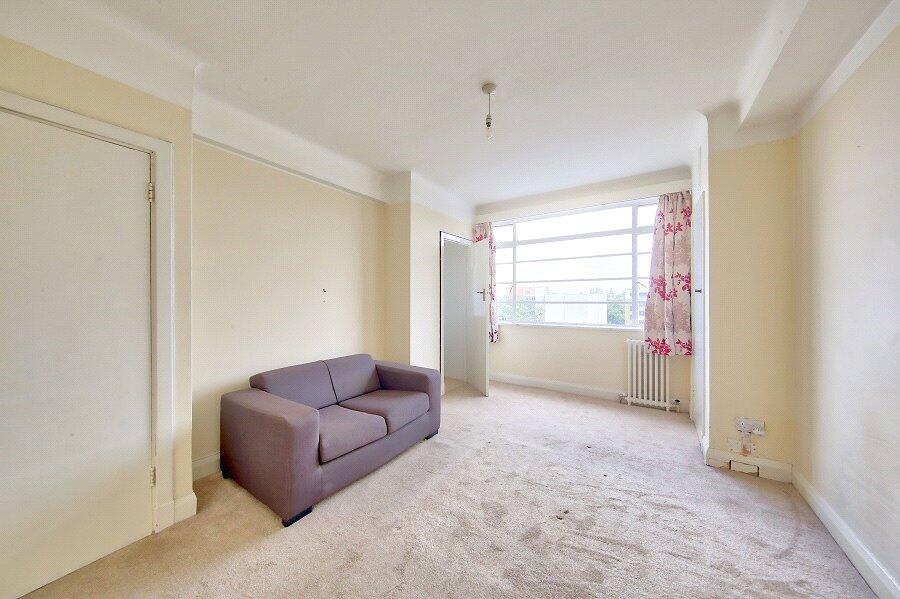 4 bed Studio for rent in Streatham. From Rampton Baseley - Wandsworth 4 bed Studio for rent in Streatham. From Rampton Baseley - Wandsworth