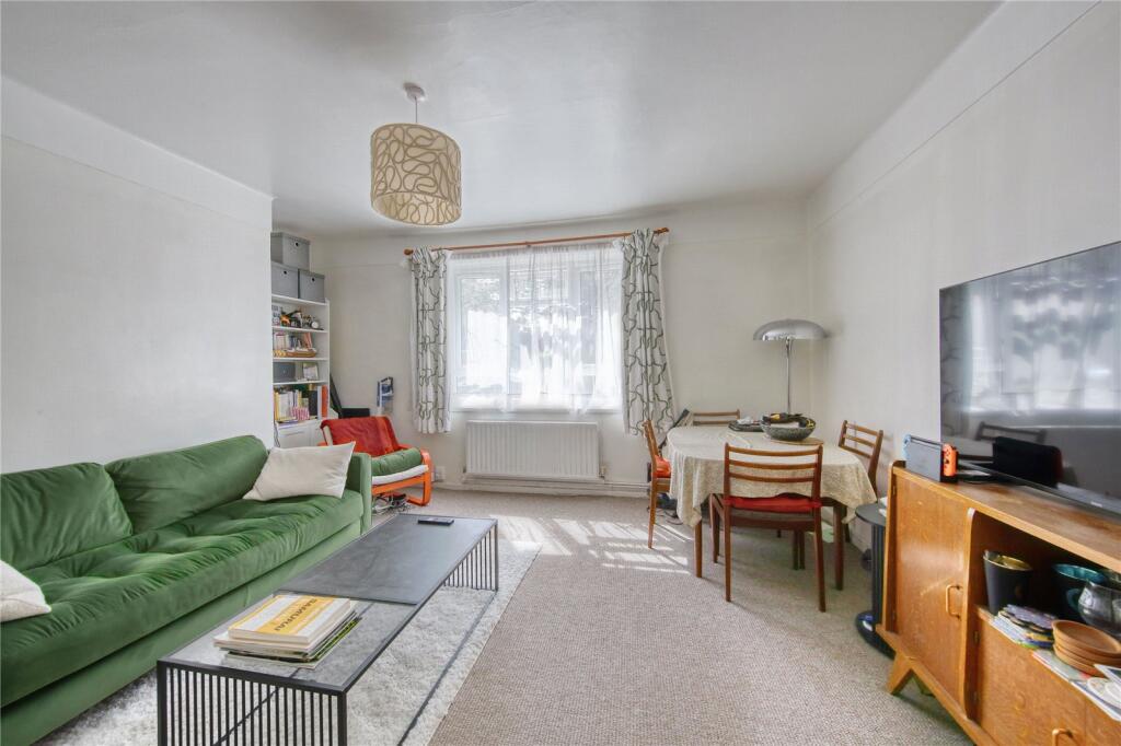 2 bed Apartment for rent in Streatham. From Rampton Baseley - Wandsworth 2 bed Apartment for rent in Streatham. From Rampton Baseley - Wandsworth