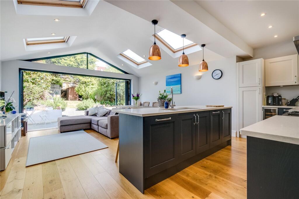 4 bed Mid Terraced House for rent in Wandsworth. From Rampton Baseley - Wandsworth 4 bed Mid Terraced House for rent in Wandsworth. From Rampton Baseley - Wandsworth