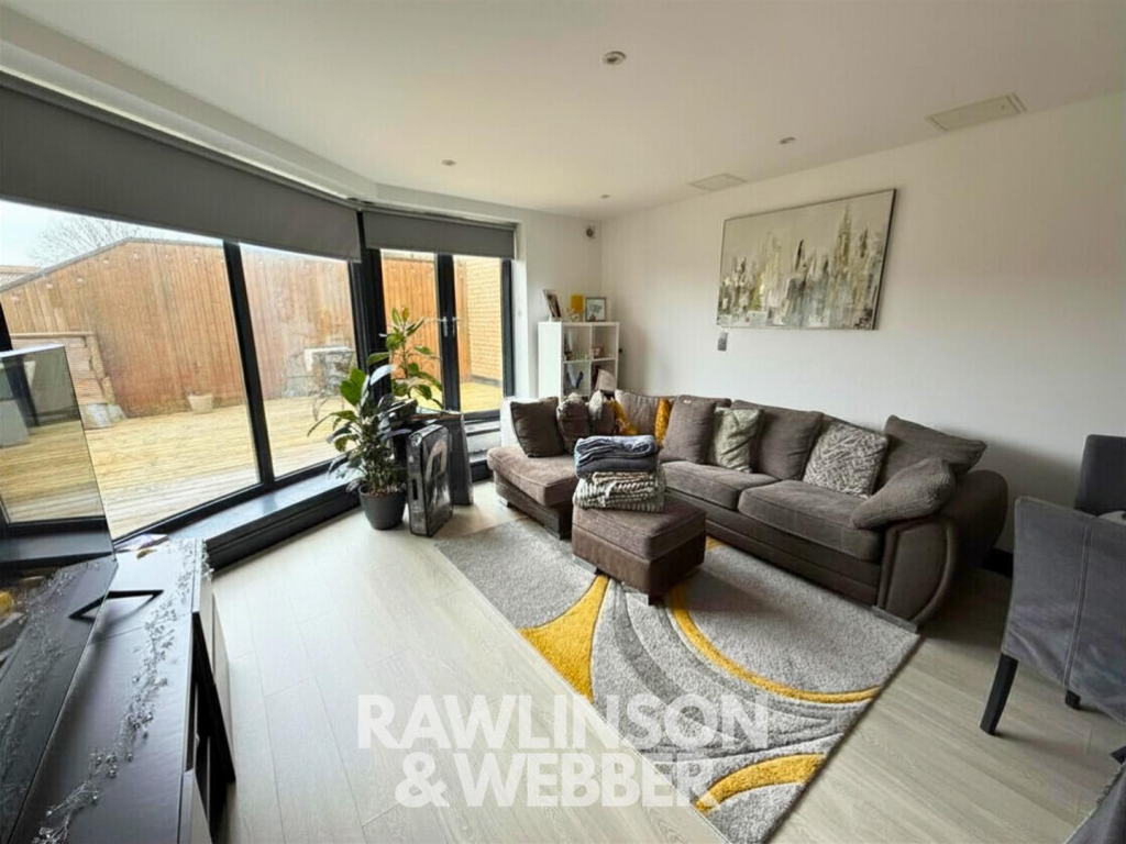 1 bed Apartment for rent in West Molesey. From Rawlinson & Webber - East Molesey