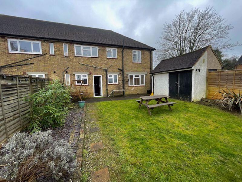 2 bed Annexe for rent in Warlingham. From Rayners Town & Country - Warlingham