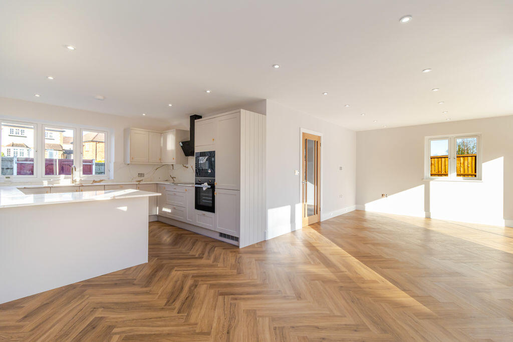 3 bed Detached for rent in Chelsham. From Rayners Town & Country - Warlingham 3 bed Detached for rent in Chelsham. From Rayners Town & Country - Warlingham