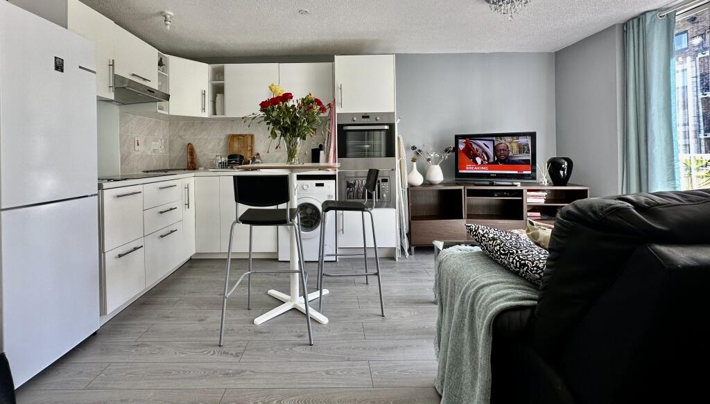 1 bed Apartment for rent in London. From Century 21 London Central - Westminster