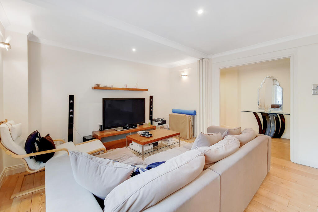 3 bed Apartment for rent in Paddington. From Century 21 London Central - Westminster