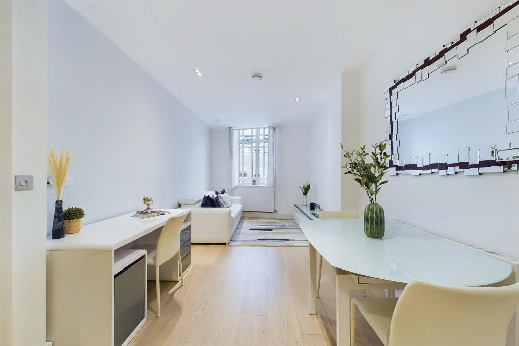 1 bed Apartment for rent in Camden Town. From Century 21 London Central - Westminster