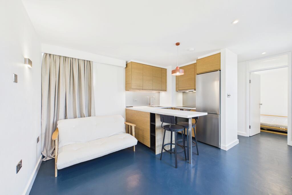 1 bed 1st Floor Flat for rent in Westminster. From Century 21 London Central - Westminster