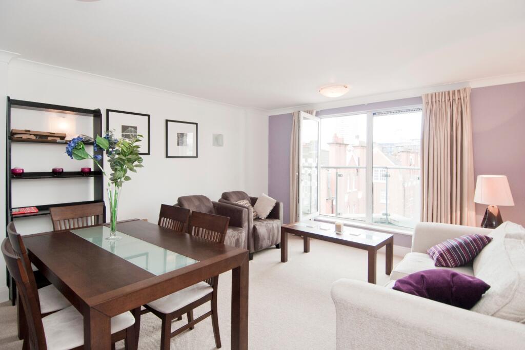 2 bed Apartment for rent in London. From Century 21 London Central - Westminster 2 bed Apartment for rent in London. From Century 21 London Central - Westminster