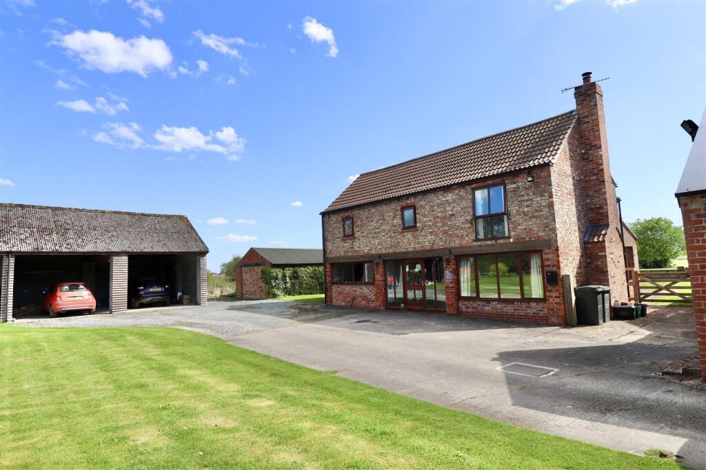 4 bed Detached for rent in York. From Clubleys - Pocklington