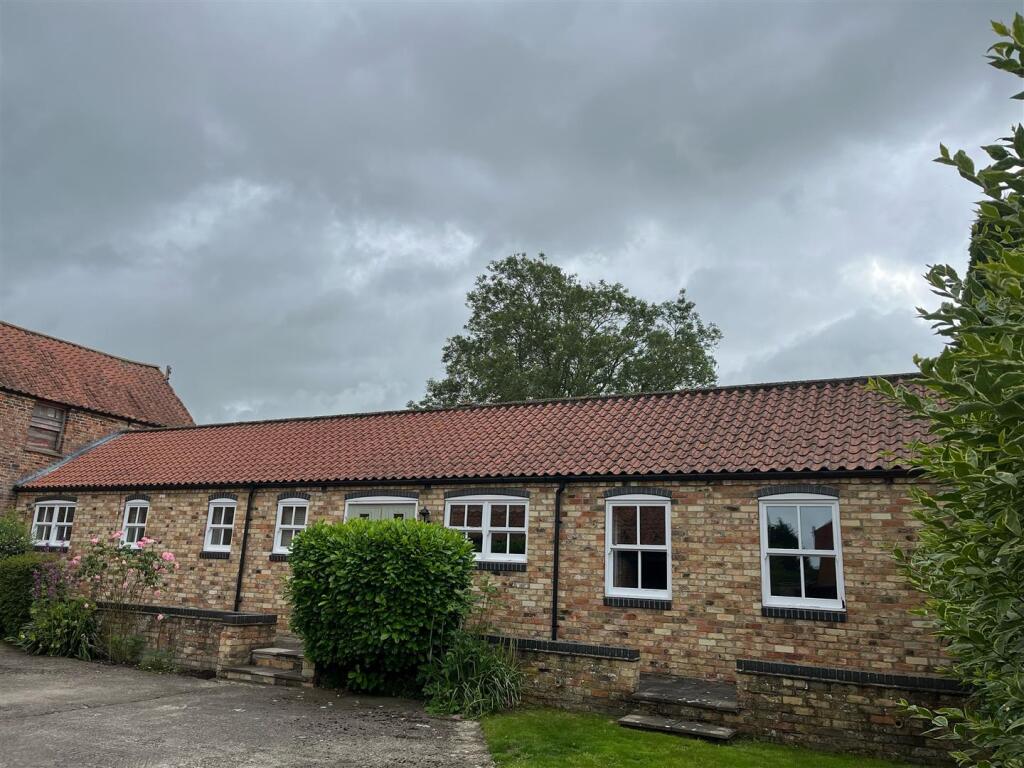 3 bed Barn Conversion for rent in Yapham. From Clubleys - Pocklington 3 bed Barn Conversion for rent in Yapham. From Clubleys - Pocklington