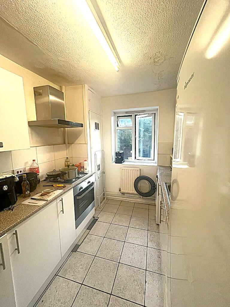 1 bed Flat Share for rent in London. From RE/MAX Vision - London