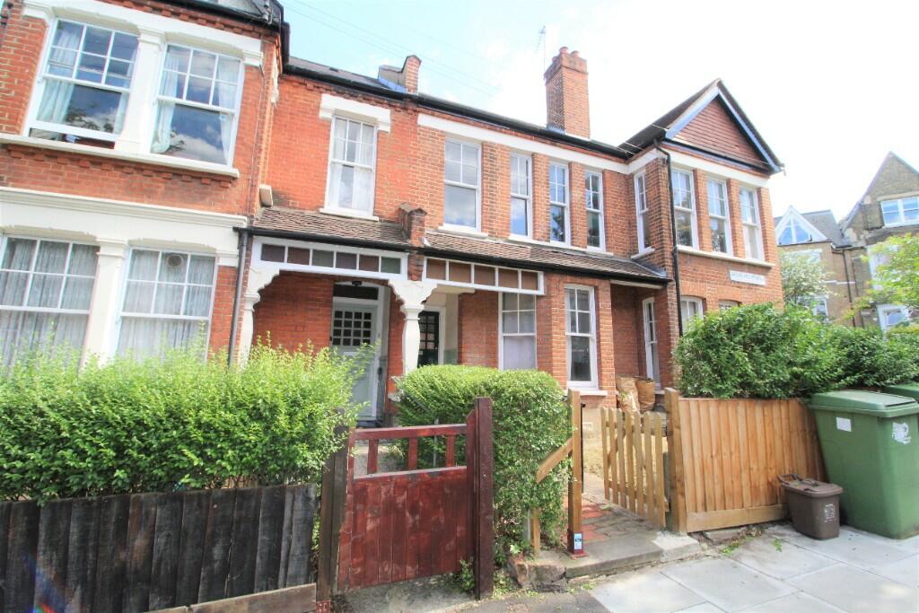 3 bed House (unspecified) for rent in Camberwell. From RE/MAX Vision - London 3 bed House (unspecified) for rent in Camberwell. From RE/MAX Vision - London
